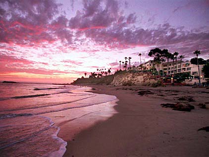 Outdoor Movie How-to: Beach Cinema