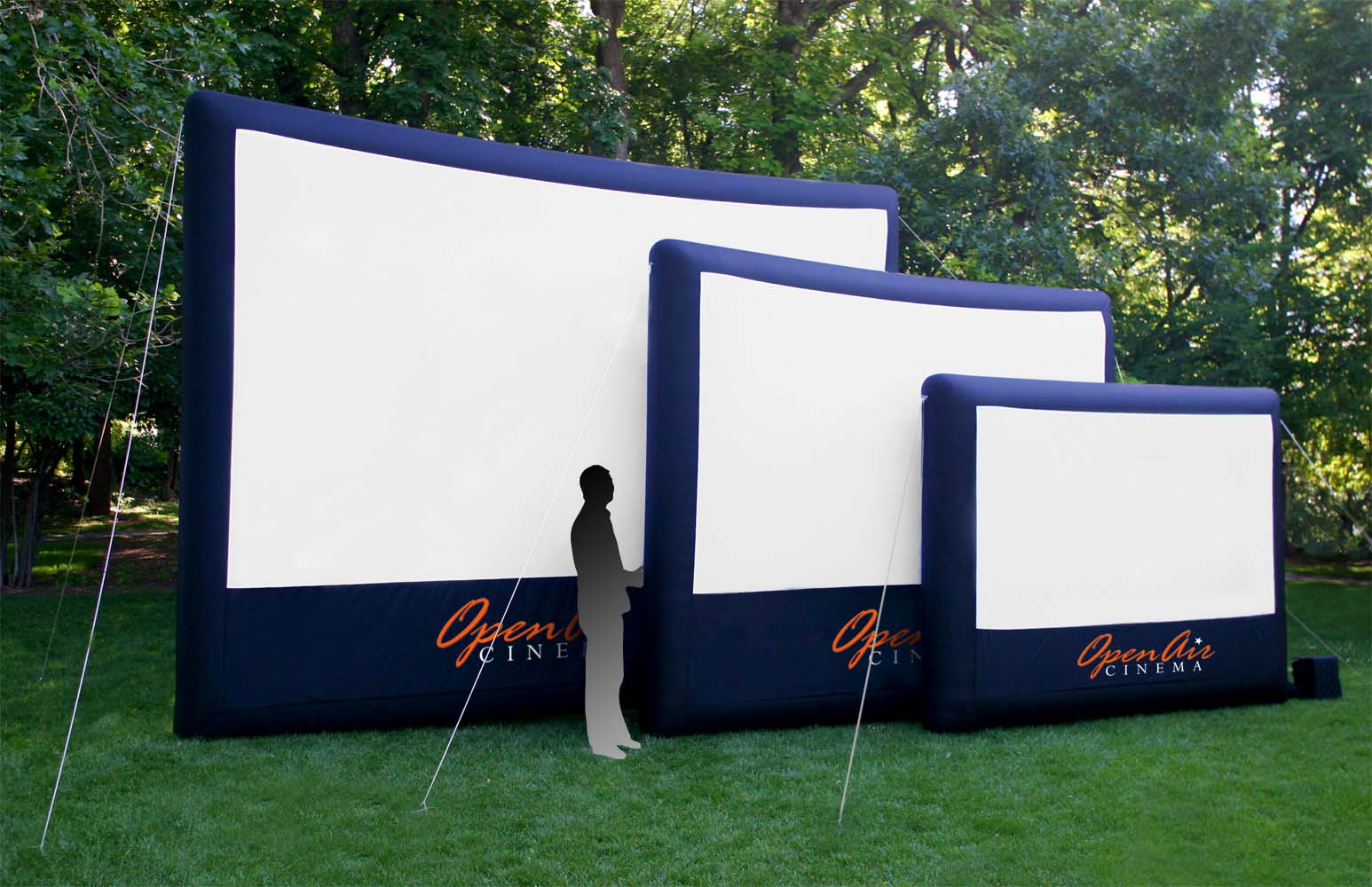Outdoor Movie How-to: Cul-de-sac Cinema